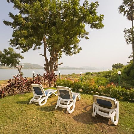 Riverview Tent Resort Kevadia المظهر الخارجي الصورة