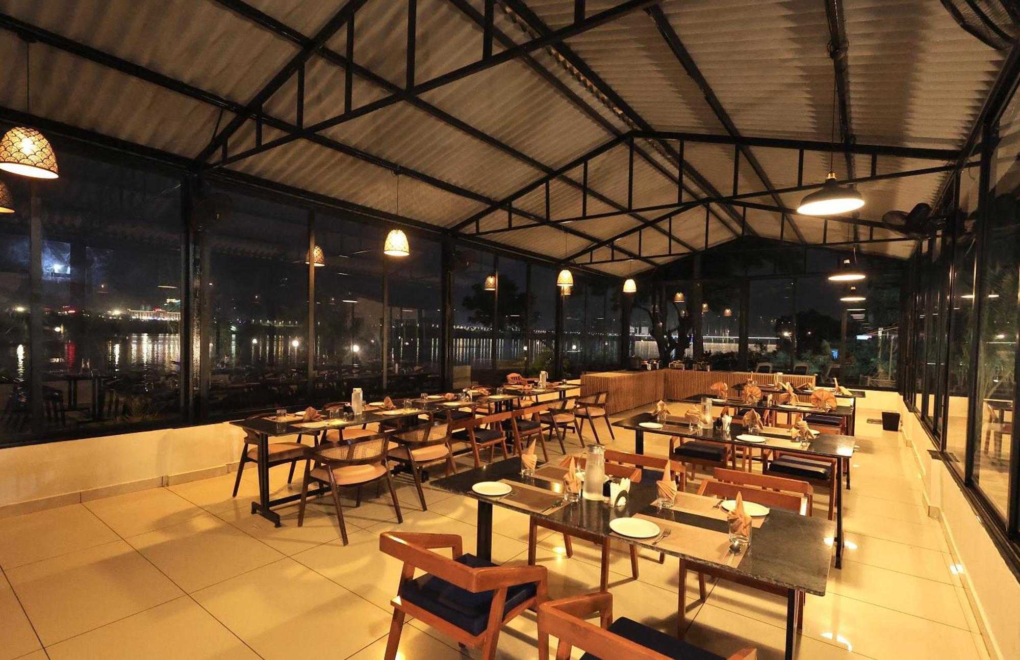 Riverview Tent Resort Kevadia المظهر الخارجي الصورة