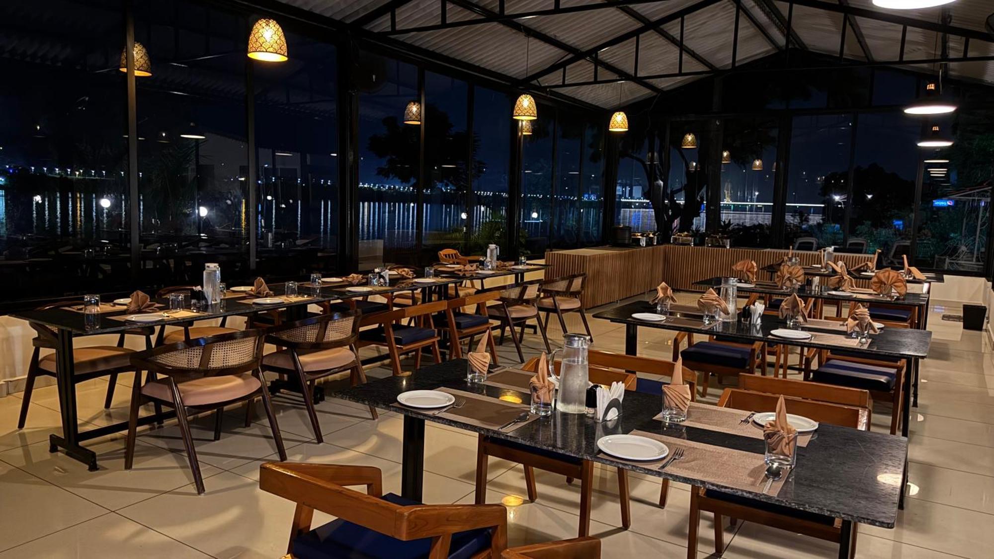 Riverview Tent Resort Kevadia المظهر الخارجي الصورة
