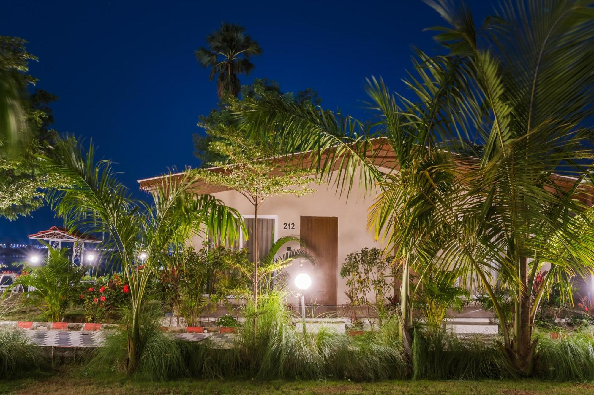 Riverview Tent Resort Kevadia المظهر الخارجي الصورة