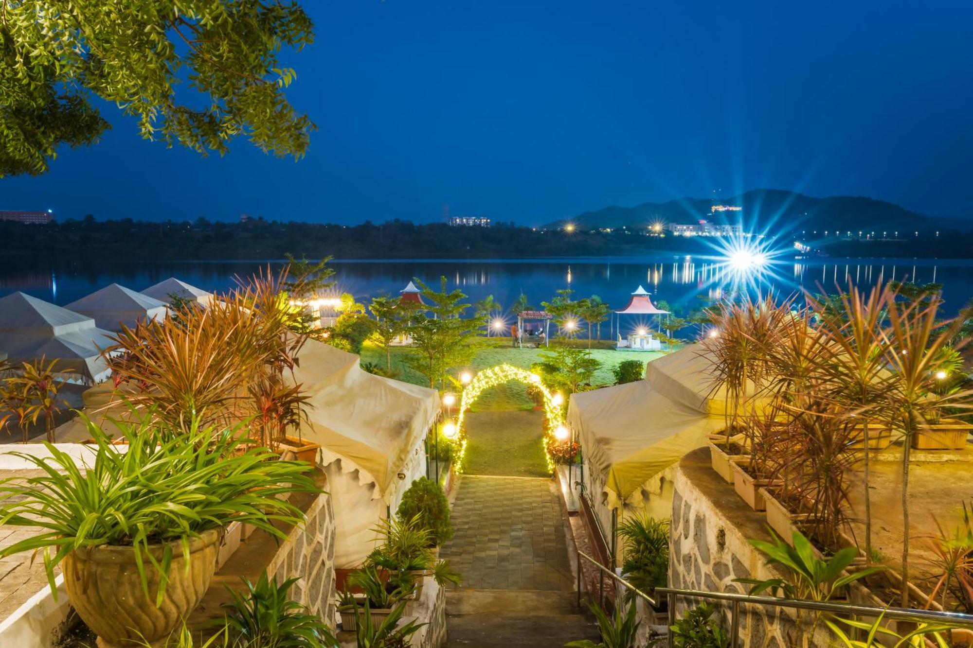 Riverview Tent Resort Kevadia المظهر الخارجي الصورة