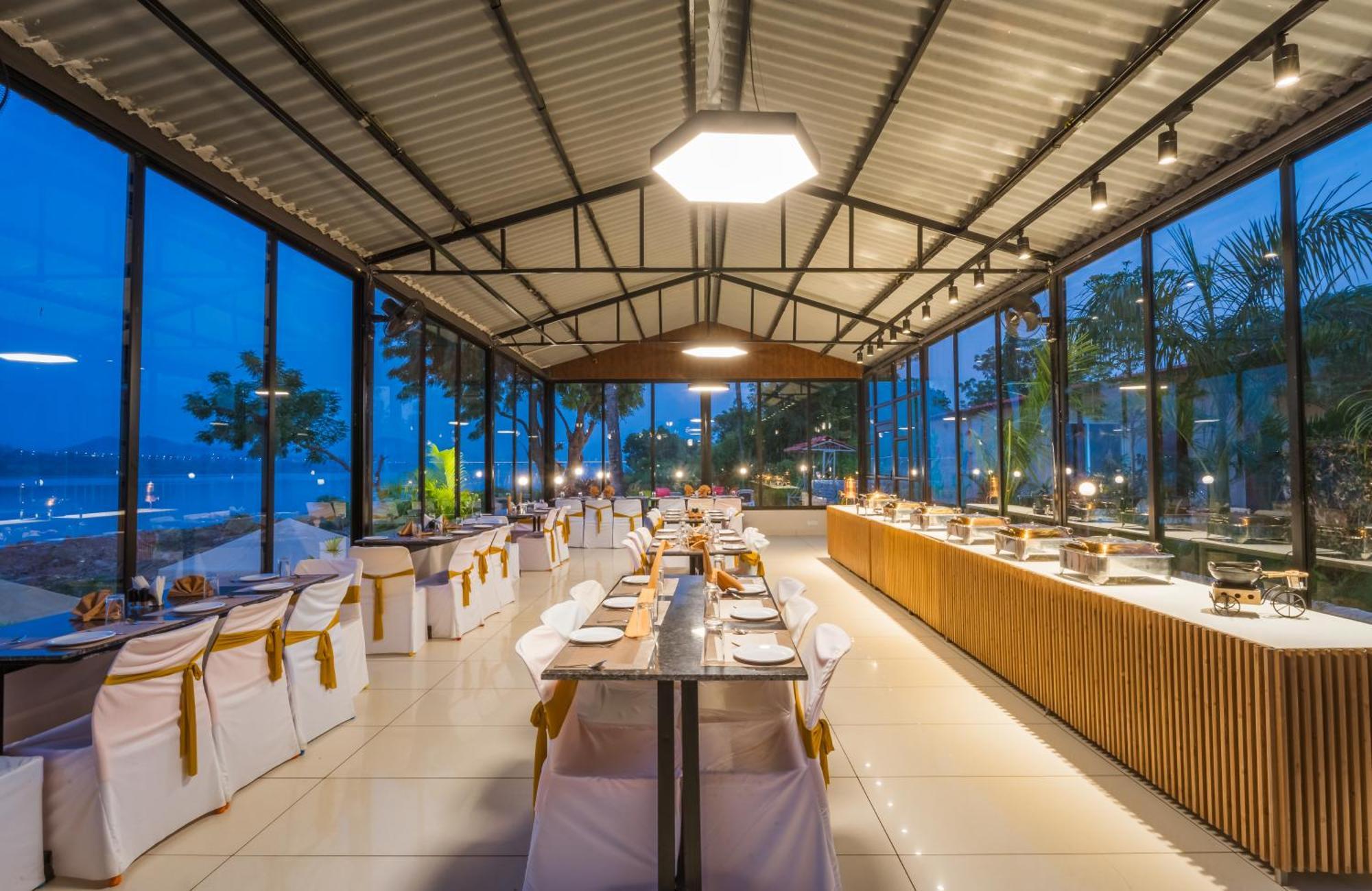 Riverview Tent Resort Kevadia المظهر الخارجي الصورة