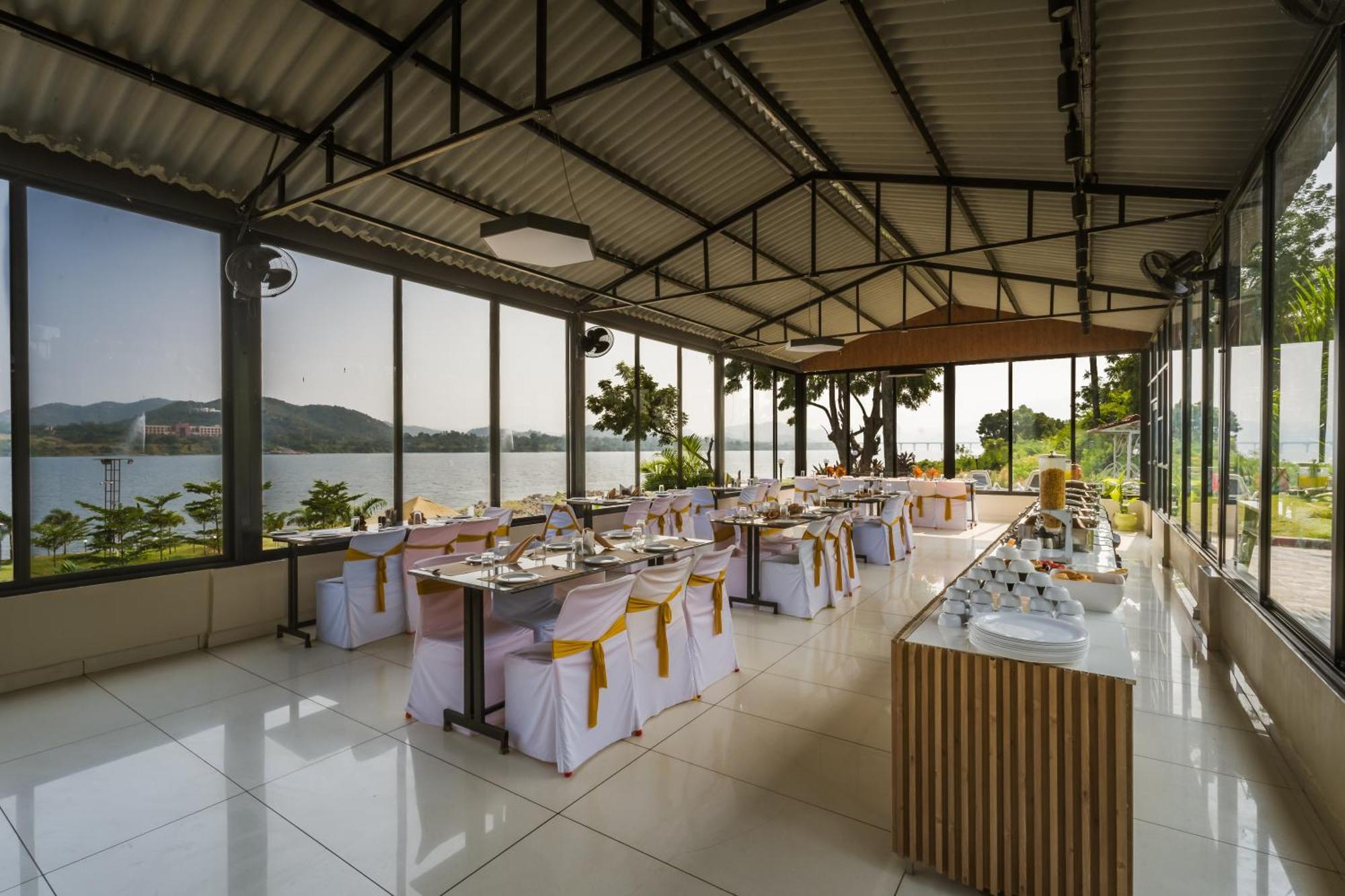 Riverview Tent Resort Kevadia المظهر الخارجي الصورة