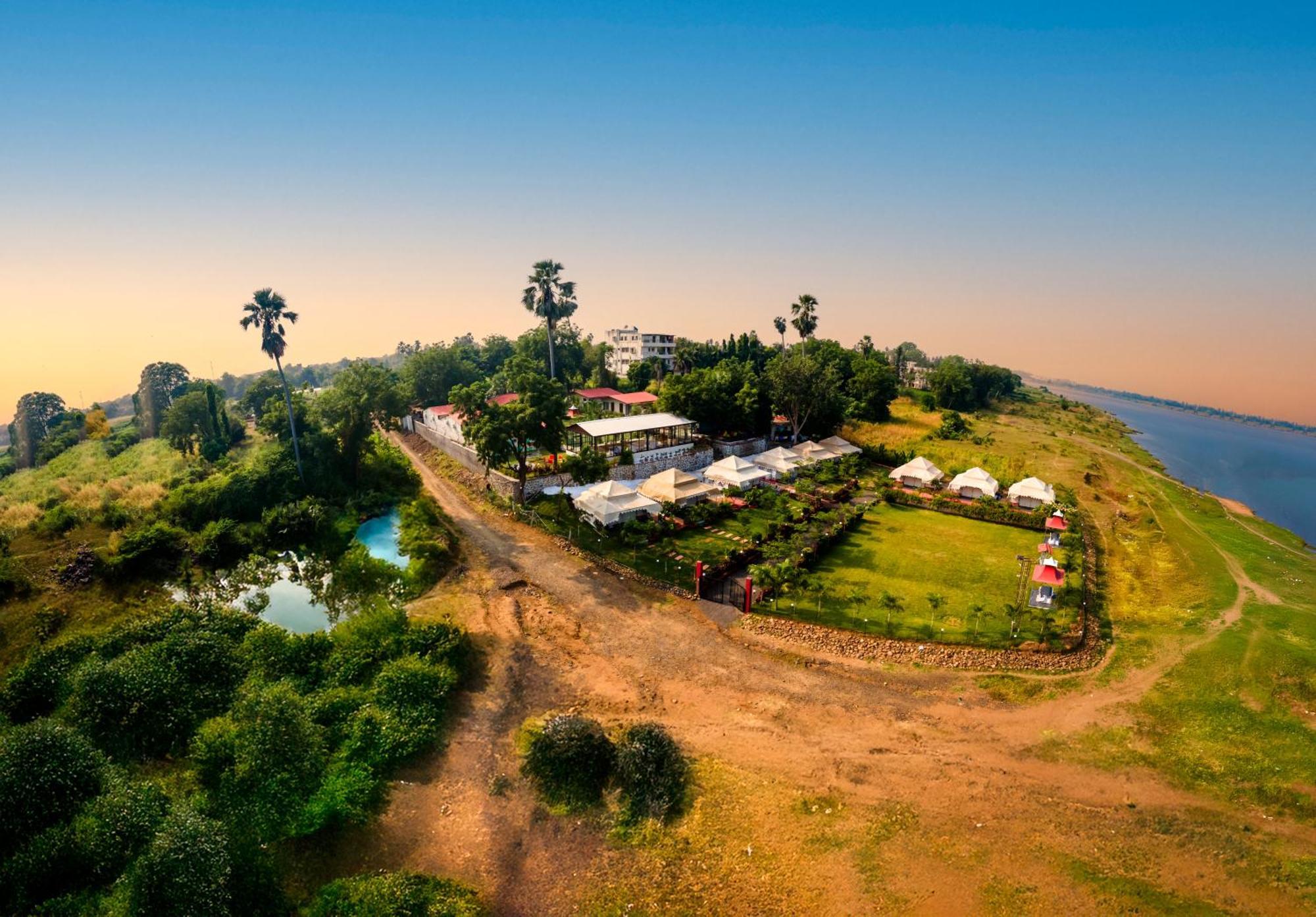 Riverview Tent Resort Kevadia المظهر الخارجي الصورة