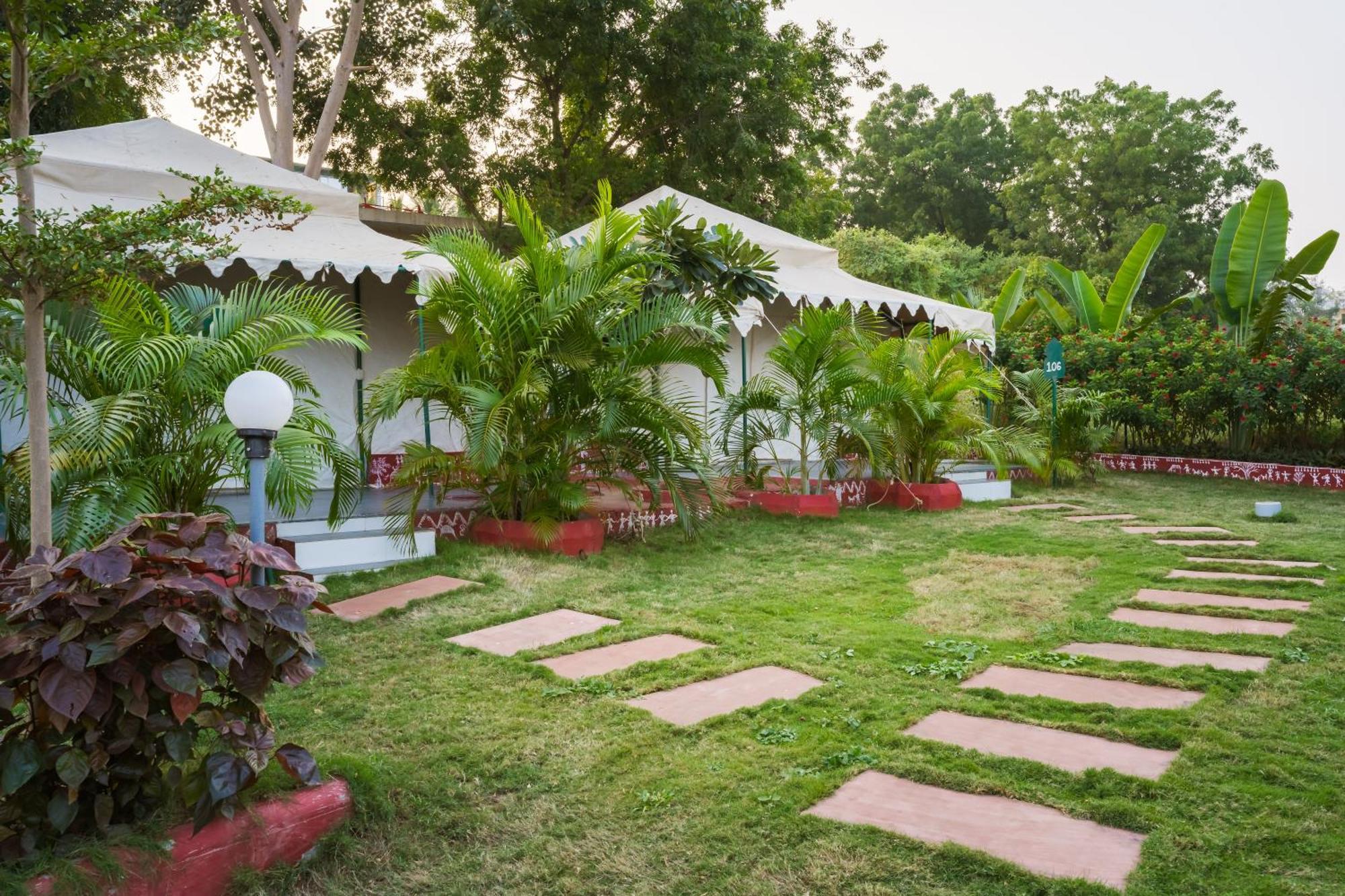 Riverview Tent Resort Kevadia المظهر الخارجي الصورة